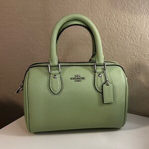 COACH mini Rowan in green💚🤍